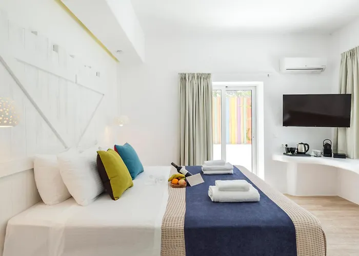 Axel Mykonos - Adults Only מלון 5*