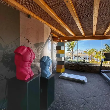 Axel Mykonos - Adults Only